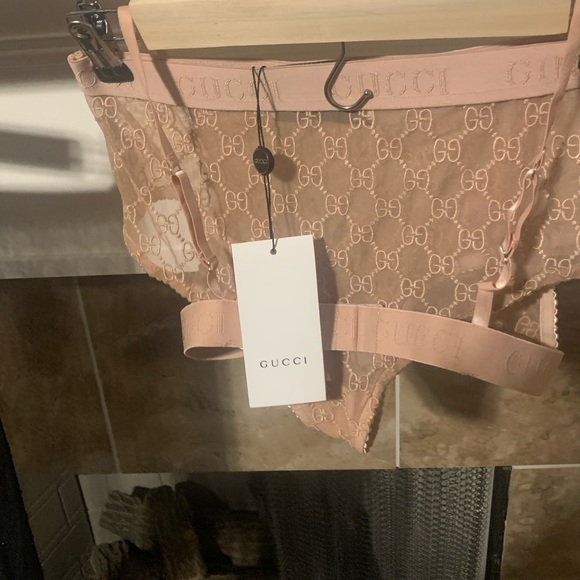 Gucci embroidered lingerie - Picture 7 of 8